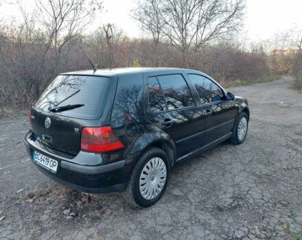 Черный Фольксваген Гольф, объемом двигателя 1.6 л и пробегом 221 тыс. км за 3900 $, фото 20 на Automoto.ua