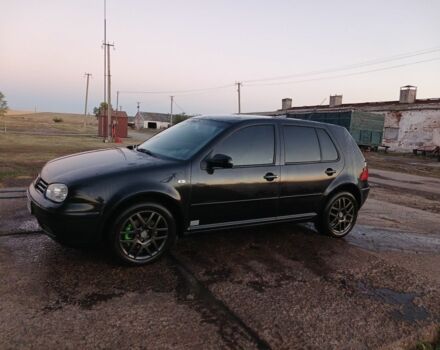 Черный Фольксваген Гольф, объемом двигателя 1.8 л и пробегом 286 тыс. км за 5950 $, фото 2 на Automoto.ua