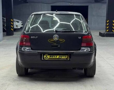 Черный Фольксваген Гольф, объемом двигателя 1.6 л и пробегом 240 тыс. км за 5000 $, фото 4 на Automoto.ua