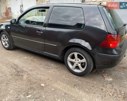 Черный Фольксваген Гольф, объемом двигателя 1.9 л и пробегом 316 тыс. км за 2999 $, фото 13 на Automoto.ua