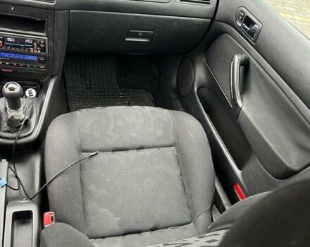 Чорний Фольксваген Гольф, об'ємом двигуна 1.9 л та пробігом 317 тис. км за 1999 $, фото 6 на Automoto.ua