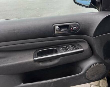 Чорний Фольксваген Гольф, об'ємом двигуна 1.9 л та пробігом 317 тис. км за 1999 $, фото 3 на Automoto.ua