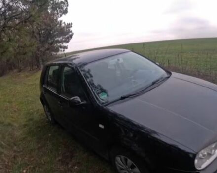 Черный Фольксваген Гольф, объемом двигателя 1.6 л и пробегом 200 тыс. км за 4900 $, фото 6 на Automoto.ua