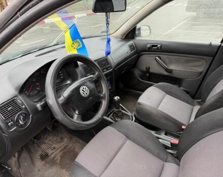 Черный Фольксваген Гольф, объемом двигателя 1.4 л и пробегом 300 тыс. км за 1900 $, фото 8 на Automoto.ua