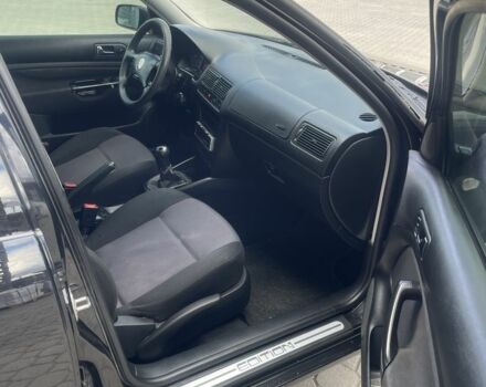 Чорний Фольксваген Гольф, об'ємом двигуна 1.6 л та пробігом 290 тис. км за 3549 $, фото 19 на Automoto.ua