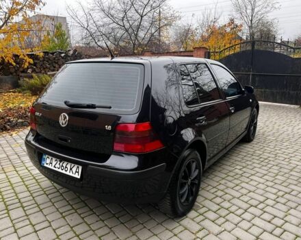 Черный Фольксваген Гольф, объемом двигателя 1.6 л и пробегом 235 тыс. км за 4600 $, фото 3 на Automoto.ua