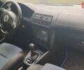 Черный Фольксваген Гольф, объемом двигателя 1.6 л и пробегом 490 тыс. км за 3450 $, фото 4 на Automoto.ua