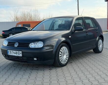 Черный Фольксваген Гольф, объемом двигателя 1.6 л и пробегом 245 тыс. км за 2999 $, фото 3 на Automoto.ua