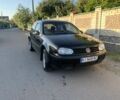 Черный Фольксваген Гольф, объемом двигателя 1.6 л и пробегом 240 тыс. км за 3900 $, фото 1 на Automoto.ua