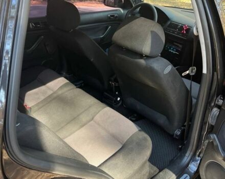 Чорний Фольксваген Гольф, об'ємом двигуна 1.4 л та пробігом 250 тис. км за 3700 $, фото 5 на Automoto.ua