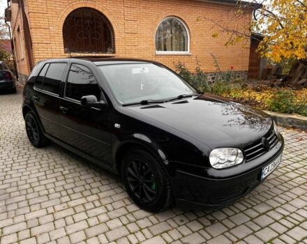 Черный Фольксваген Гольф, объемом двигателя 1.6 л и пробегом 235 тыс. км за 4600 $, фото 2 на Automoto.ua