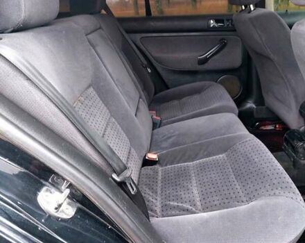 Черный Фольксваген Гольф, объемом двигателя 1.39 л и пробегом 241 тыс. км за 3000 $, фото 9 на Automoto.ua