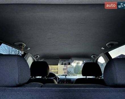 Черный Фольксваген Гольф, объемом двигателя 1.39 л и пробегом 253 тыс. км за 4900 $, фото 13 на Automoto.ua