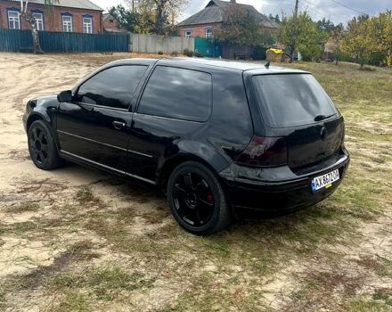 Черный Фольксваген Гольф, объемом двигателя 1.4 л и пробегом 340 тыс. км за 3500 $, фото 3 на Automoto.ua