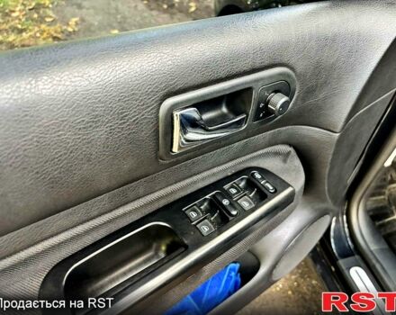 Черный Фольксваген Гольф, объемом двигателя 1.4 л и пробегом 253 тыс. км за 4900 $, фото 7 на Automoto.ua