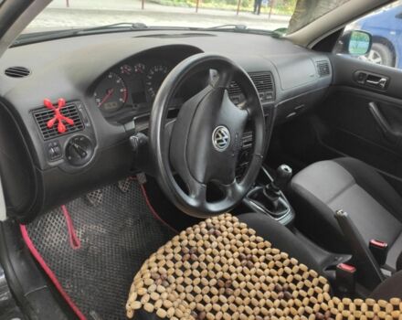 Черный Фольксваген Гольф, объемом двигателя 1.4 л и пробегом 220 тыс. км за 3850 $, фото 3 на Automoto.ua