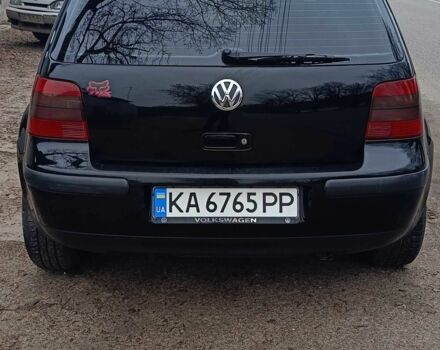 Черный Фольксваген Гольф, объемом двигателя 1.6 л и пробегом 320 тыс. км за 3700 $, фото 2 на Automoto.ua
