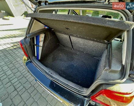 Черный Фольксваген Гольф, объемом двигателя 1.4 л и пробегом 260 тыс. км за 4500 $, фото 14 на Automoto.ua