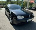 Черный Фольксваген Гольф, объемом двигателя 1.39 л и пробегом 228 тыс. км за 5000 $, фото 1 на Automoto.ua