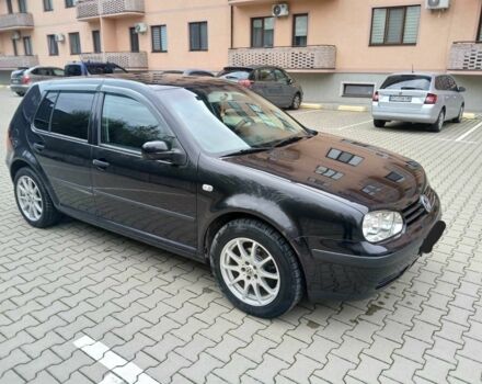 Черный Фольксваген Гольф, объемом двигателя 1.6 л и пробегом 234 тыс. км за 3850 $, фото 8 на Automoto.ua