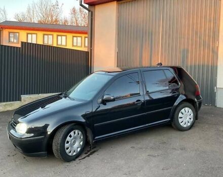 Черный Фольксваген Гольф, объемом двигателя 1.6 л и пробегом 212 тыс. км за 4500 $, фото 3 на Automoto.ua