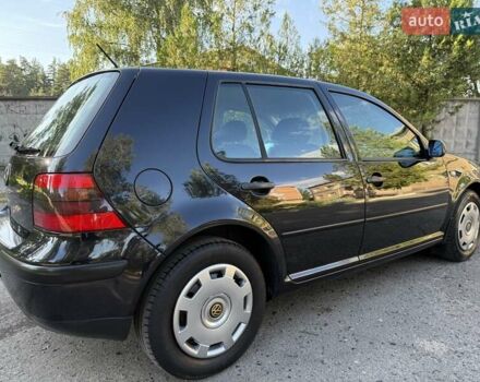 Черный Фольксваген Гольф, объемом двигателя 1.39 л и пробегом 209 тыс. км за 4300 $, фото 5 на Automoto.ua