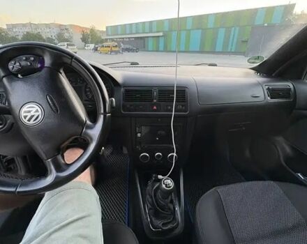 Черный Фольксваген Гольф, объемом двигателя 1.4 л и пробегом 288 тыс. км за 1861 $, фото 6 на Automoto.ua