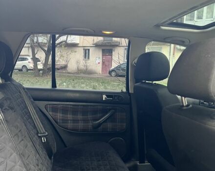 Черный Фольксваген Гольф, объемом двигателя 1.4 л и пробегом 207 тыс. км за 3500 $, фото 5 на Automoto.ua