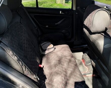 Черный Фольксваген Гольф, объемом двигателя 1.4 л и пробегом 212 тыс. км за 4000 $, фото 7 на Automoto.ua