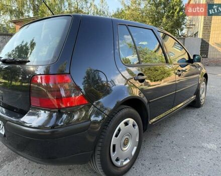 Черный Фольксваген Гольф, объемом двигателя 1.39 л и пробегом 209 тыс. км за 4300 $, фото 6 на Automoto.ua