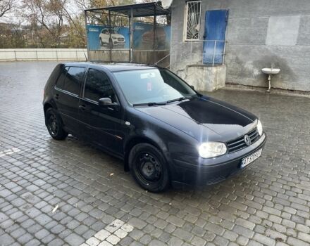Черный Фольксваген Гольф, объемом двигателя 1.4 л и пробегом 233 тыс. км за 3700 $, фото 2 на Automoto.ua