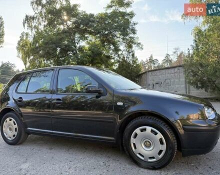 Черный Фольксваген Гольф, объемом двигателя 1.39 л и пробегом 209 тыс. км за 4300 $, фото 2 на Automoto.ua