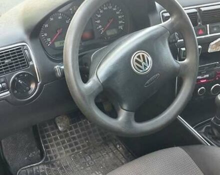 Черный Фольксваген Гольф, объемом двигателя 1.39 л и пробегом 177 тыс. км за 4100 $, фото 13 на Automoto.ua