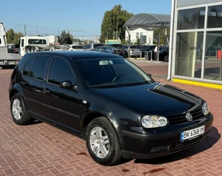 Чорний Фольксваген Гольф, об'ємом двигуна 1.4 л та пробігом 227 тис. км за 3750 $, фото 1 на Automoto.ua