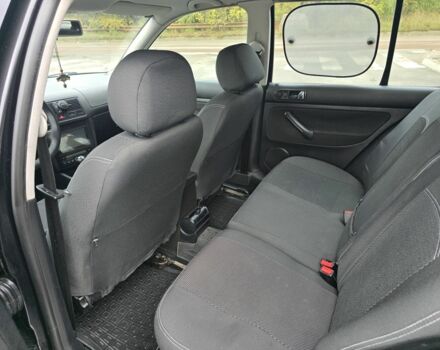 Черный Фольксваген Гольф, объемом двигателя 0 л и пробегом 260 тыс. км за 4200 $, фото 13 на Automoto.ua