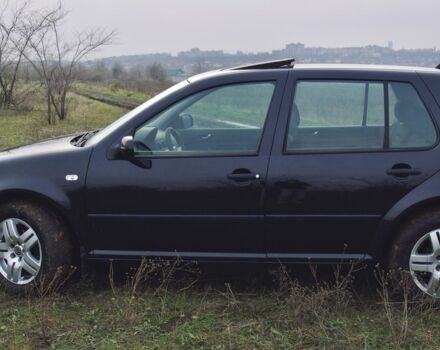 Черный Фольксваген Гольф, объемом двигателя 1.4 л и пробегом 250 тыс. км за 5000 $, фото 22 на Automoto.ua