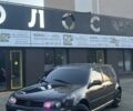 Черный Фольксваген Гольф, объемом двигателя 1.4 л и пробегом 200 тыс. км за 2350 $, фото 1 на Automoto.ua
