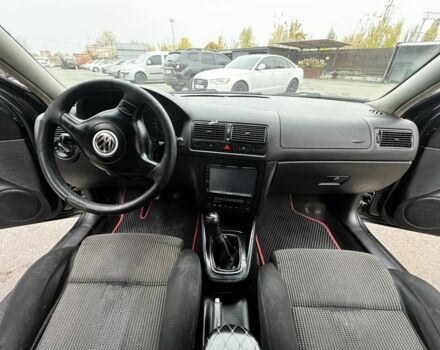 Черный Фольксваген Гольф, объемом двигателя 1.9 л и пробегом 390 тыс. км за 4000 $, фото 7 на Automoto.ua