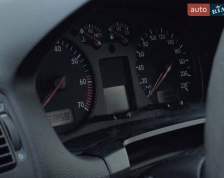 Черный Фольксваген Гольф, объемом двигателя 1.39 л и пробегом 250 тыс. км за 5000 $, фото 4 на Automoto.ua