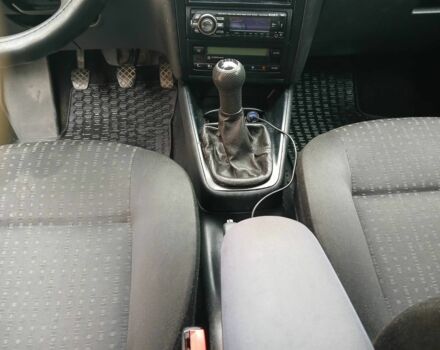 Черный Фольксваген Гольф, объемом двигателя 1.6 л и пробегом 234 тыс. км за 3850 $, фото 14 на Automoto.ua