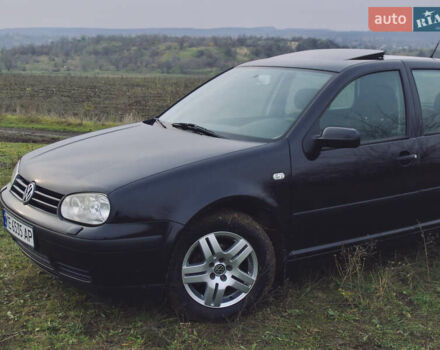 Черный Фольксваген Гольф, объемом двигателя 1.39 л и пробегом 250 тыс. км за 5000 $, фото 15 на Automoto.ua