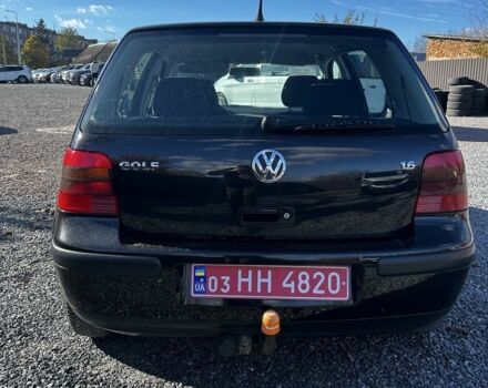 Черный Фольксваген Гольф, объемом двигателя 1.6 л и пробегом 260 тыс. км за 4950 $, фото 4 на Automoto.ua