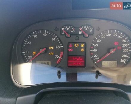 Черный Фольксваген Гольф, объемом двигателя 1.6 л и пробегом 243 тыс. км за 4900 $, фото 3 на Automoto.ua