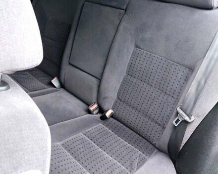 Черный Фольксваген Гольф, объемом двигателя 1.39 л и пробегом 241 тыс. км за 3000 $, фото 11 на Automoto.ua