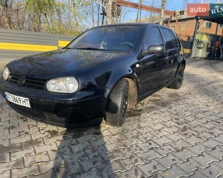 Черный Фольксваген Гольф, объемом двигателя 1.6 л и пробегом 453 тыс. км за 3700 $, фото 3 на Automoto.ua