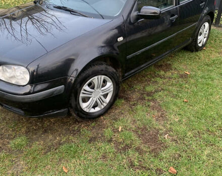 Черный Фольксваген Гольф, объемом двигателя 1.6 л и пробегом 240 тыс. км за 4700 $, фото 1 на Automoto.ua