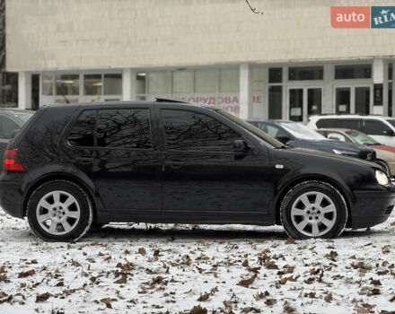 Чорний Фольксваген Гольф, об'ємом двигуна 1.39 л та пробігом 218 тис. км за 4500 $, фото 7 на Automoto.ua