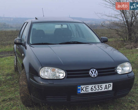 Черный Фольксваген Гольф, объемом двигателя 1.39 л и пробегом 250 тыс. км за 5000 $, фото 17 на Automoto.ua
