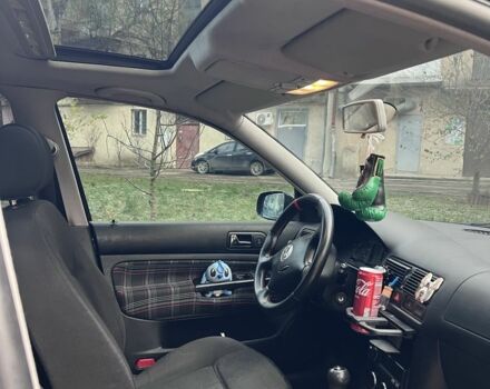 Черный Фольксваген Гольф, объемом двигателя 1.4 л и пробегом 207 тыс. км за 3500 $, фото 2 на Automoto.ua