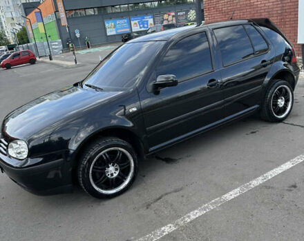 Черный Фольксваген Гольф, объемом двигателя 1.6 л и пробегом 210 тыс. км за 4700 $, фото 6 на Automoto.ua